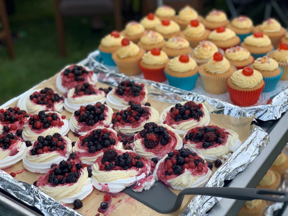 Field House VE Day 2020 Cakes